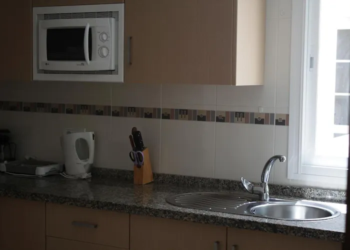 Turísticos Fercomar * Nerja